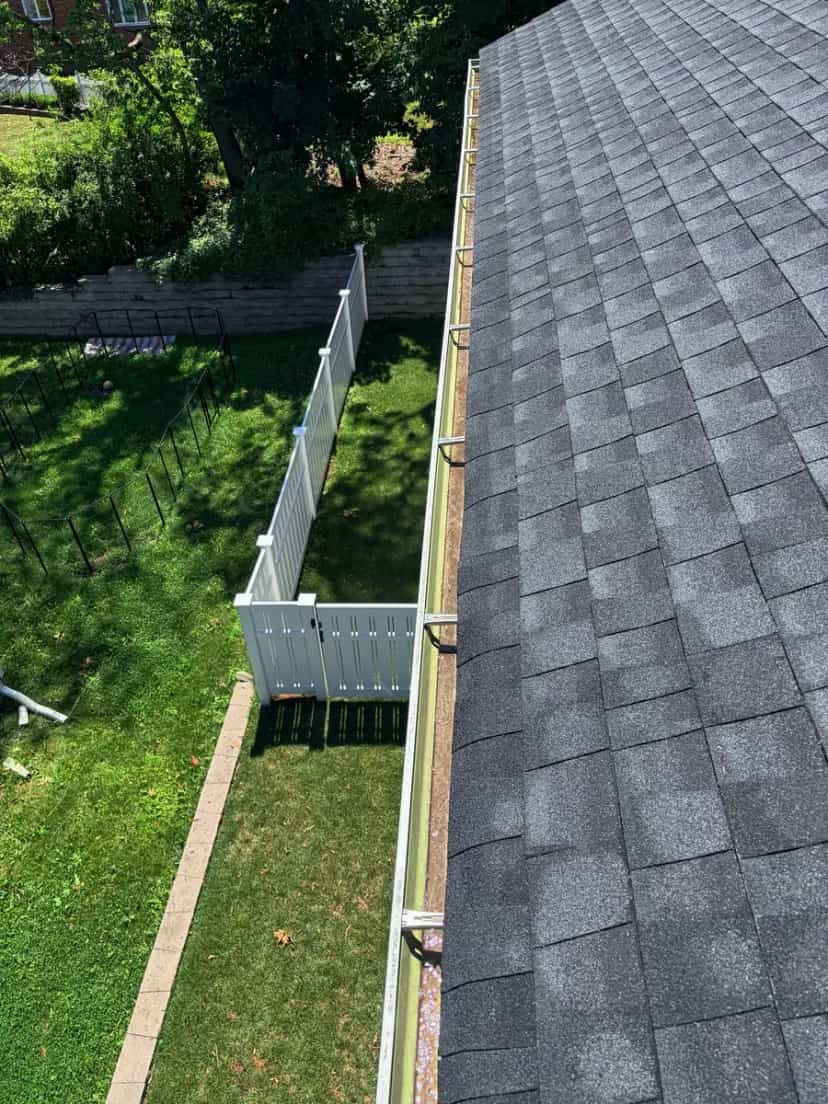 Gutter run clear and clean along the same roof edge